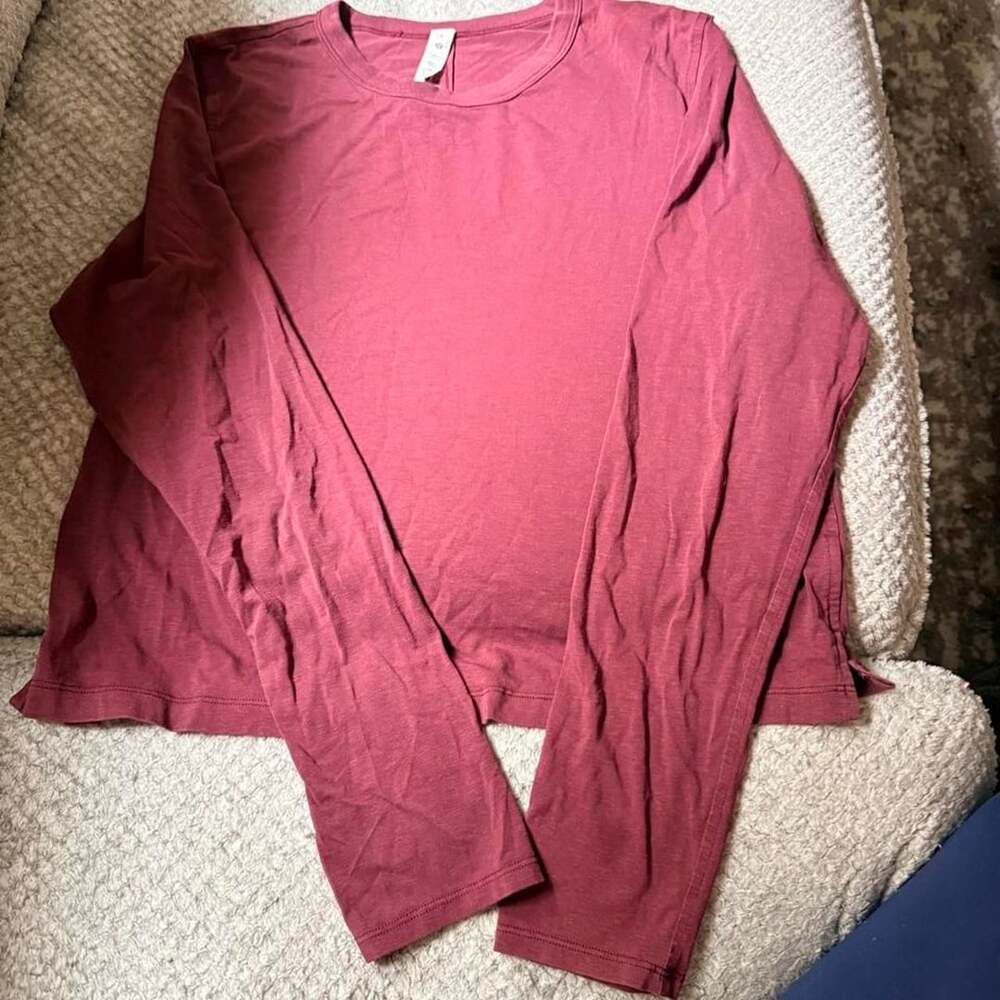 Lululemon Long Sleeve Crewneck Shirt Burgundy Size 6